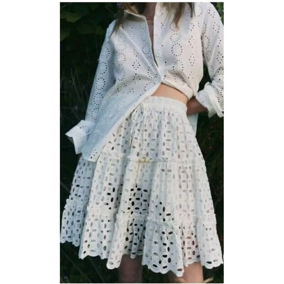Zara White Eyelet Embroidered Tiered Skirt 3026/922 Size S - Picture 1 of 5